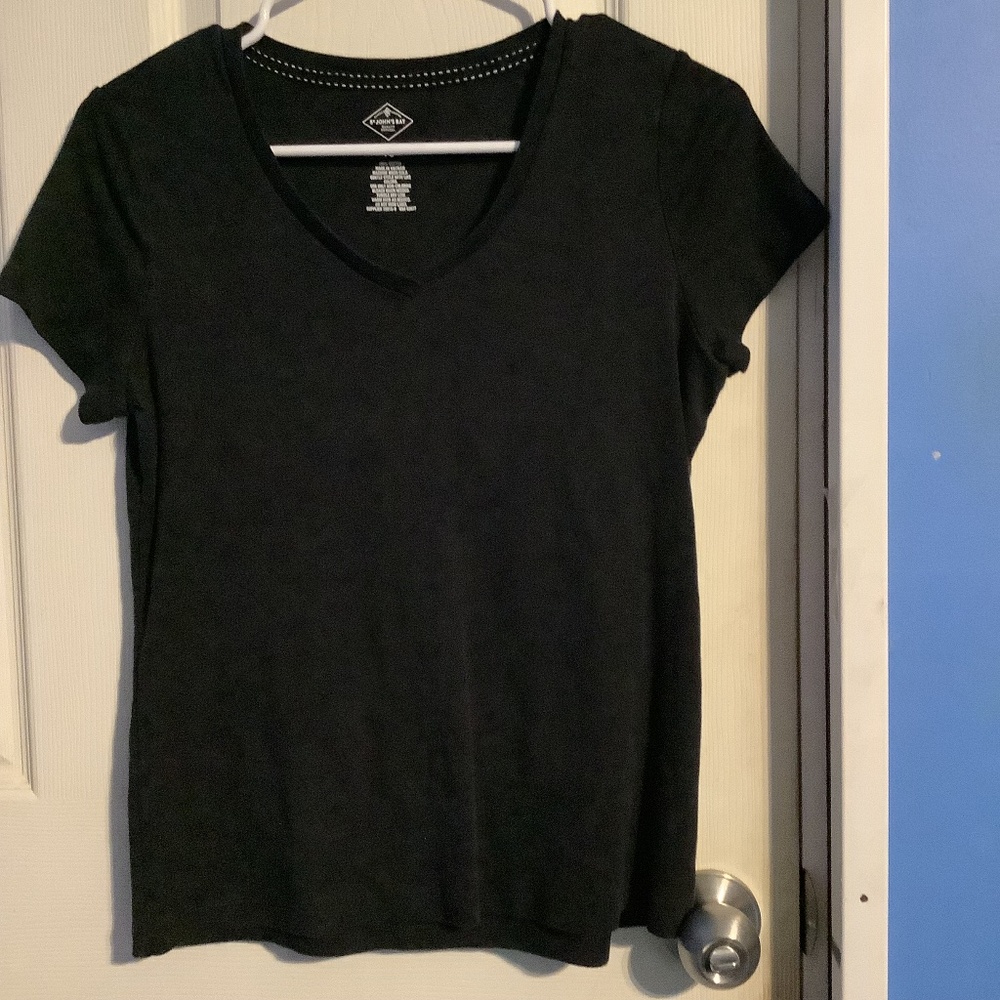 Women’s St John’s Bay V-neck T-Shirt Size PS